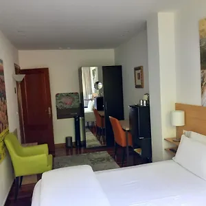  Homestay Arena Con Plaza De Garaje Spain